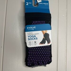 Evolve by GAIAM Yoga Socks with Grip Dots- 2 pack